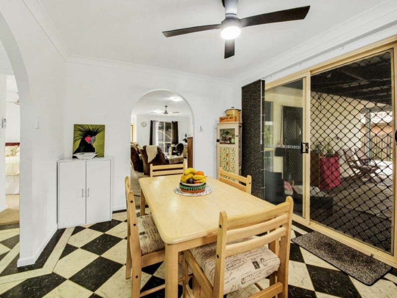 17 Beltana Drive, Boyne Island QLD 4680