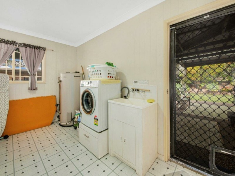 17 Beltana Drive, Boyne Island QLD 4680