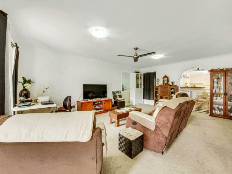 17 Beltana Drive, Boyne Island QLD 4680