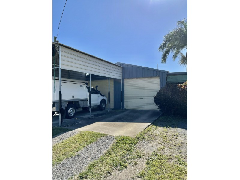 5 Dougall Street, Bororen QLD 4678