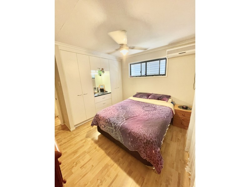 5 Dougall Street, Bororen QLD 4678