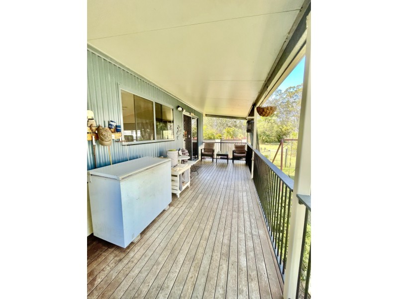 5 Dougall Street, Bororen QLD 4678