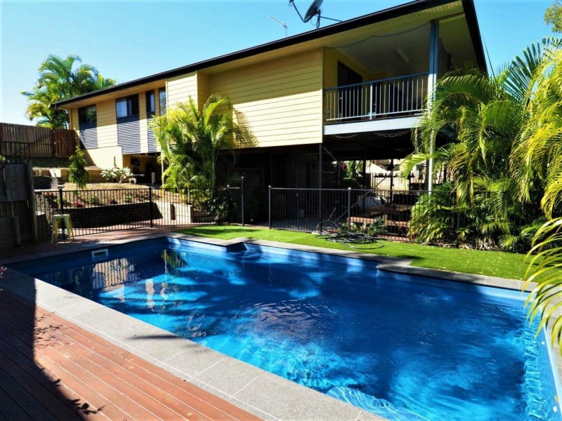 9 Curtis Avenue, Boyne Island QLD 4680