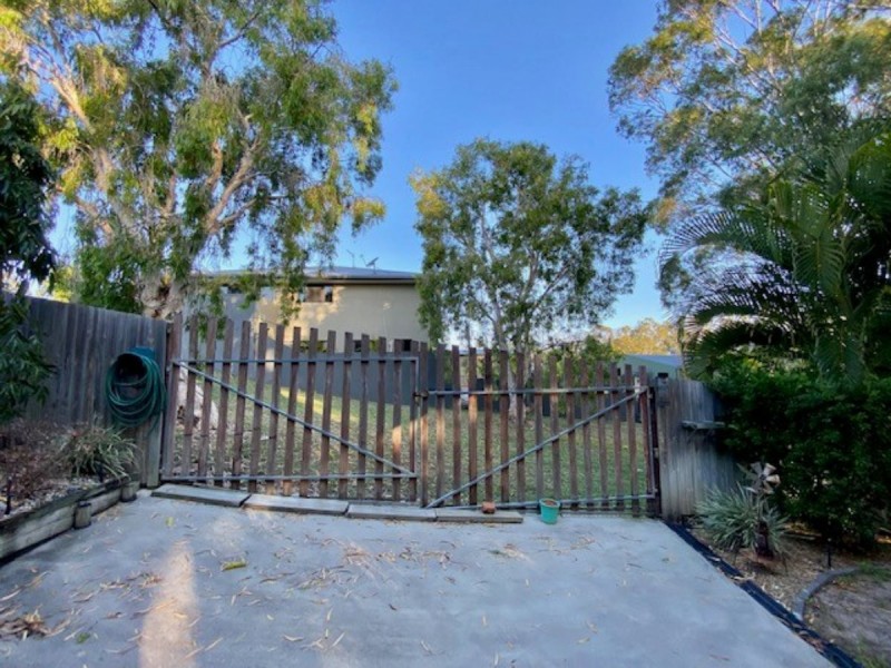 9 Curtis Avenue, Boyne Island QLD 4680