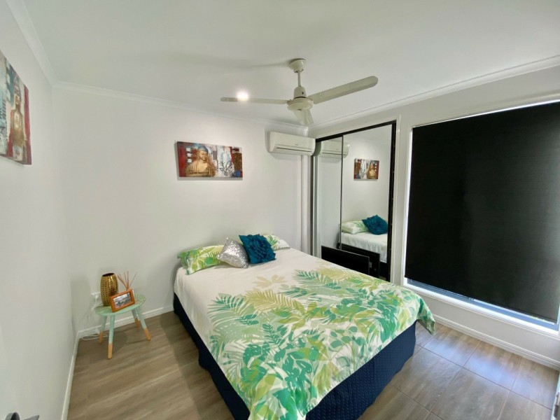 9 Curtis Avenue, Boyne Island QLD 4680