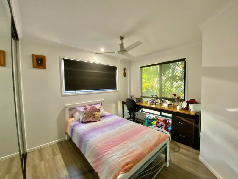 9 Curtis Avenue, Boyne Island QLD 4680