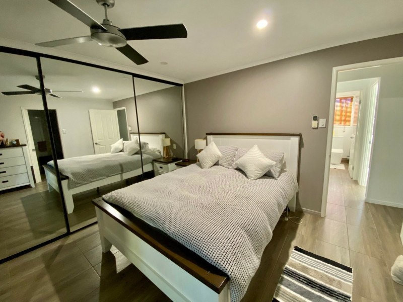 9 Curtis Avenue, Boyne Island QLD 4680