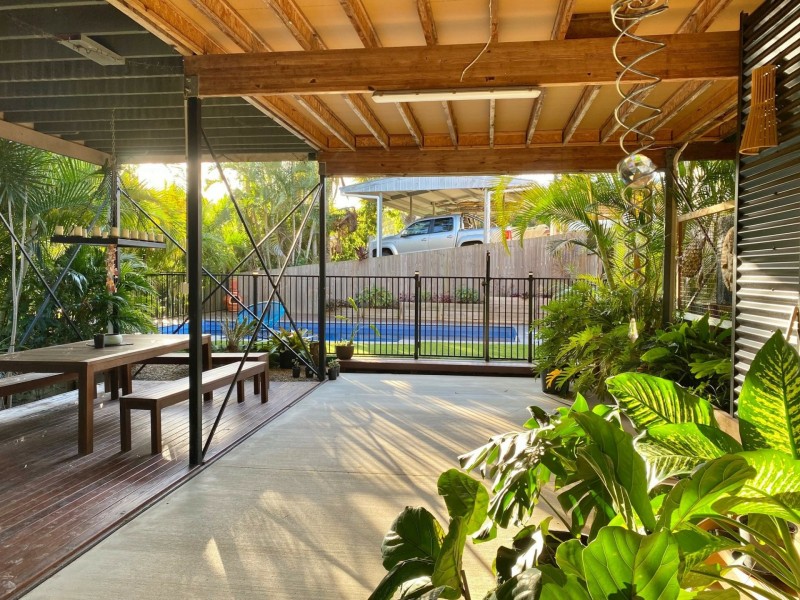 9 Curtis Avenue, Boyne Island QLD 4680