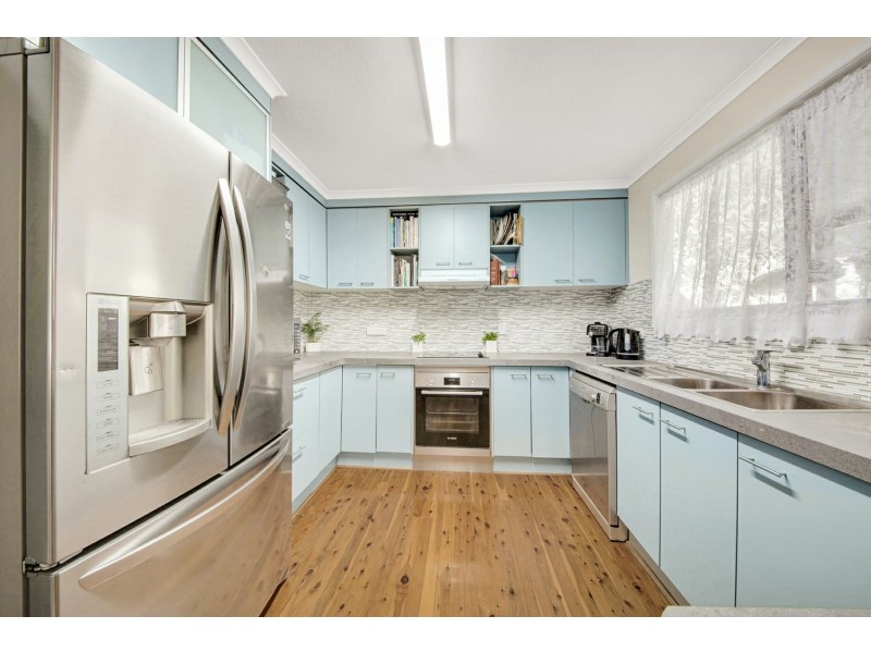 49 Langdon Street, Tannum Sands QLD 4680