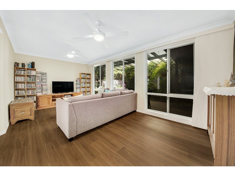 49 Langdon Street, Tannum Sands QLD 4680