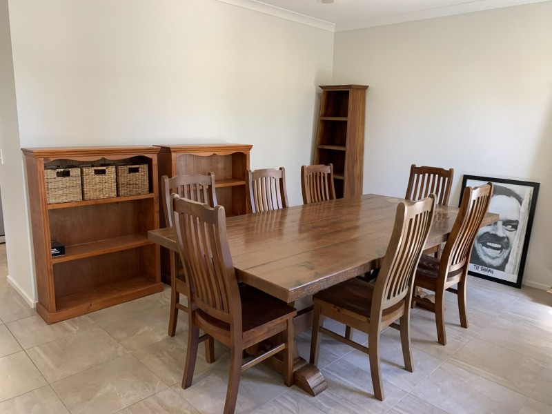 25 Koolivoo Parade, Boyne Island QLD 4680