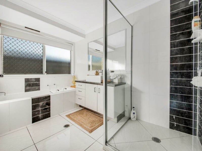 65 Bauhinia Street, Boyne Island QLD 4680