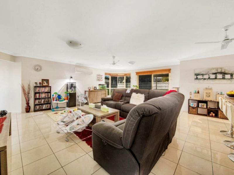 43 Golf View Drive, Boyne Island QLD 4680