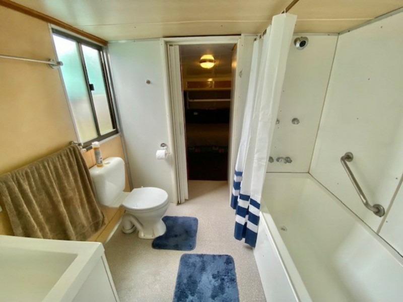 22/1 Jacaranda Drive, Boyne Island QLD 4680