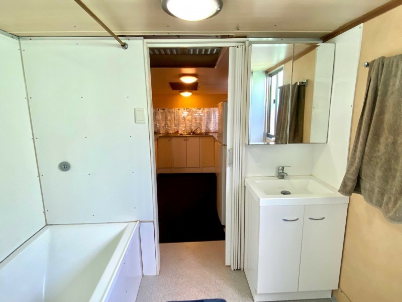 22/1 Jacaranda Drive, Boyne Island QLD 4680