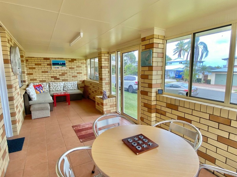1&2/11 Margaret Street, Tannum Sands QLD 4680