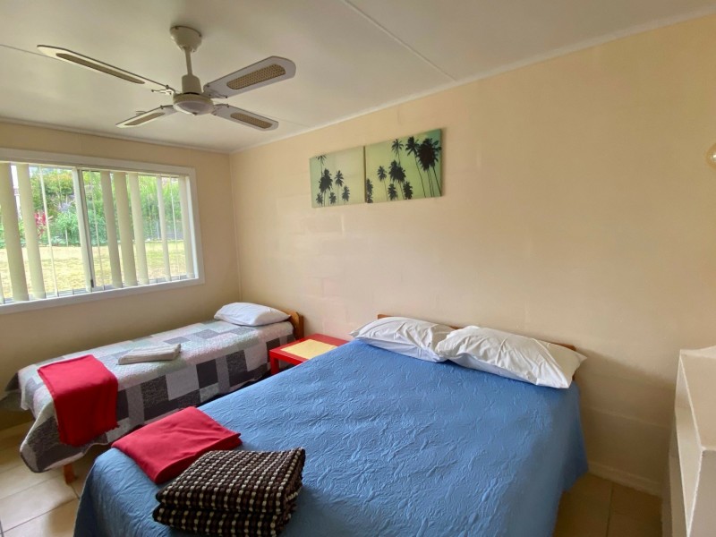 1&2/11 Margaret Street, Tannum Sands QLD 4680