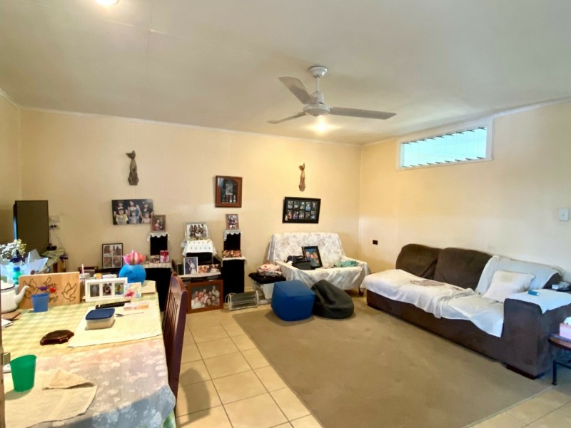 1&2/11 Margaret Street, Tannum Sands QLD 4680