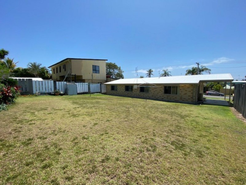 1&2/11 Margaret Street, Tannum Sands QLD 4680