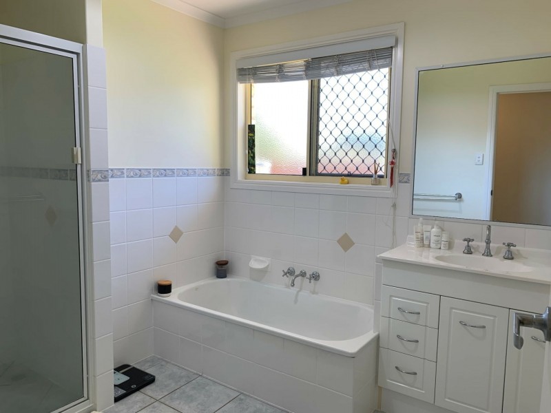 18 Richard Street, Boyne Island QLD 4680