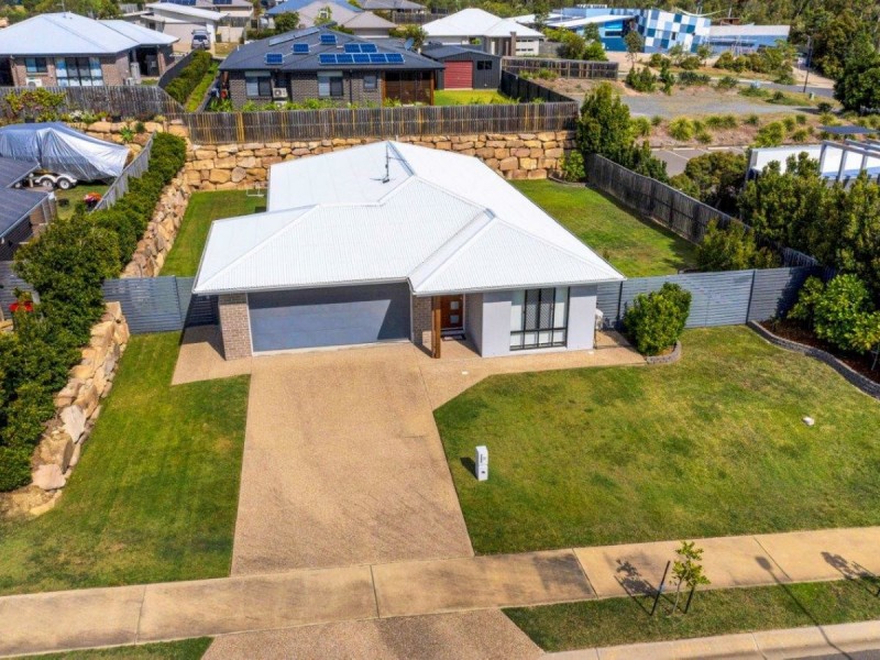 31 Tulipwood Circuit, Boyne Island QLD 4680