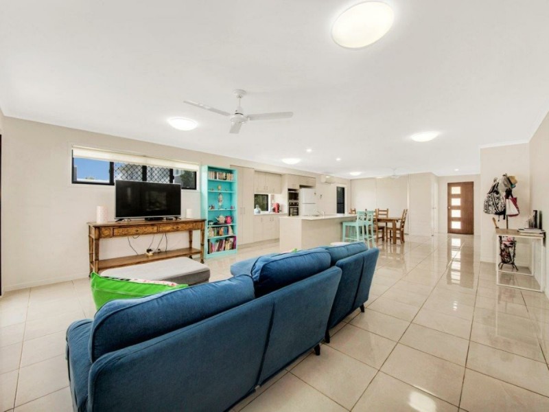 31 Tulipwood Circuit, Boyne Island QLD 4680