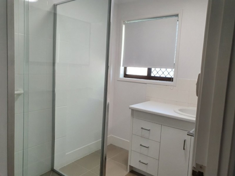 1/12 Andrew Court, Boyne Island QLD 4680