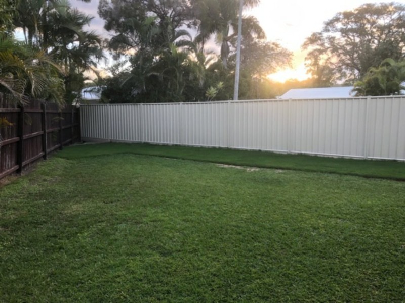 1/12 Andrew Court, Boyne Island QLD 4680
