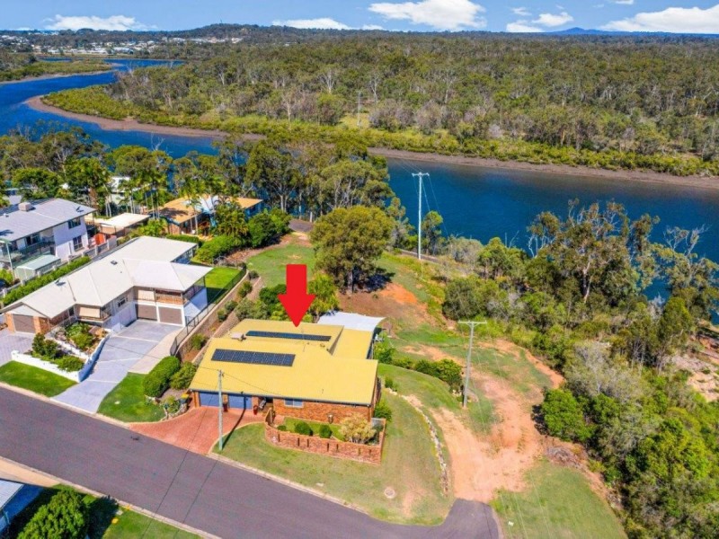 17 Alpine Crescent, Boyne Island QLD 4680