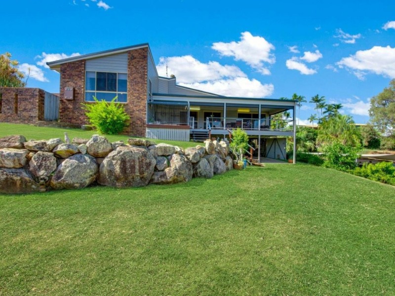 17 Alpine Crescent, Boyne Island QLD 4680