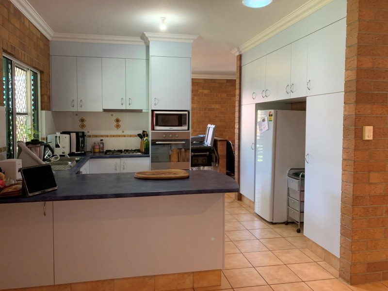 2 Dunn Street, Tannum Sands QLD 4680