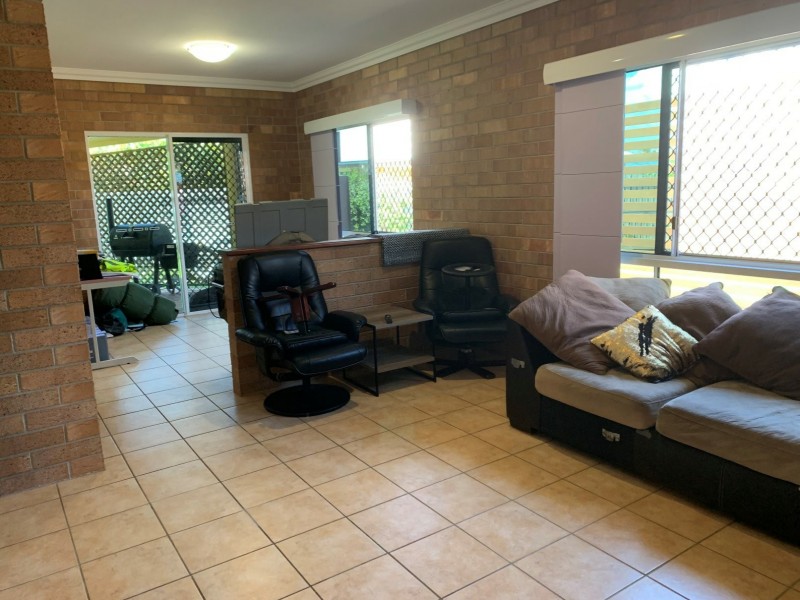 2 Dunn Street, Tannum Sands QLD 4680