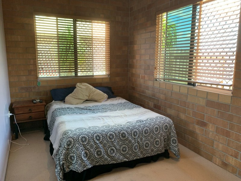 2 Dunn Street, Tannum Sands QLD 4680