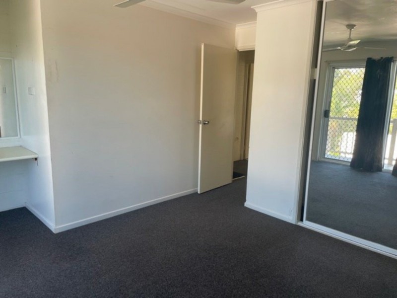 2/14 Beltana Drive, Boyne Island QLD 4680