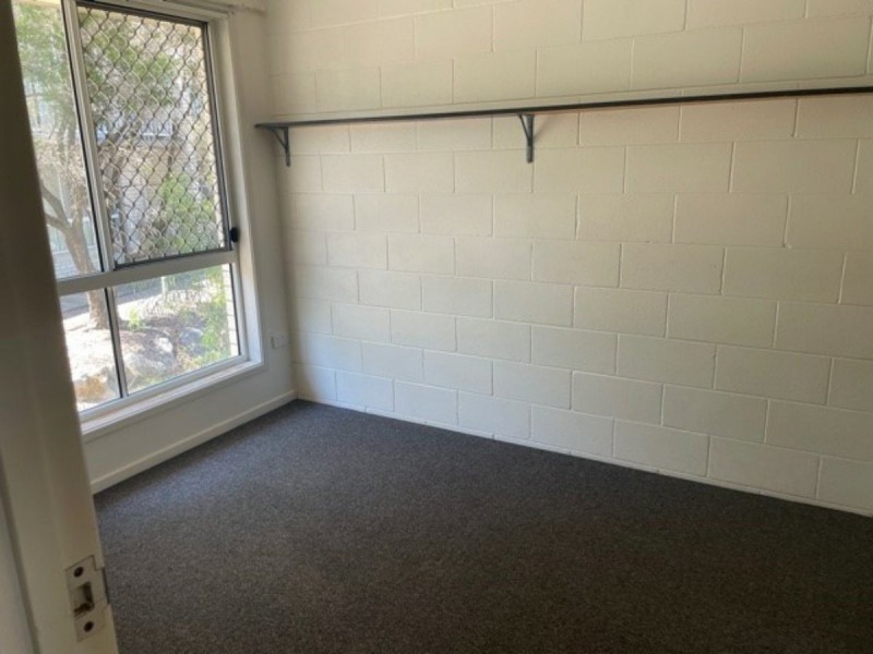 2/14 Beltana Drive, Boyne Island QLD 4680