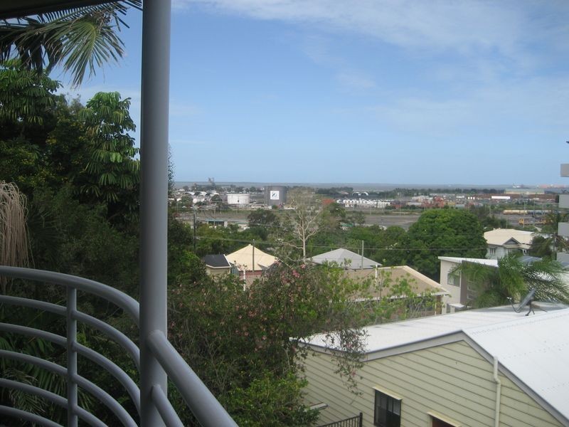 4/13 YARROON STREET, Gladstone QLD 4680