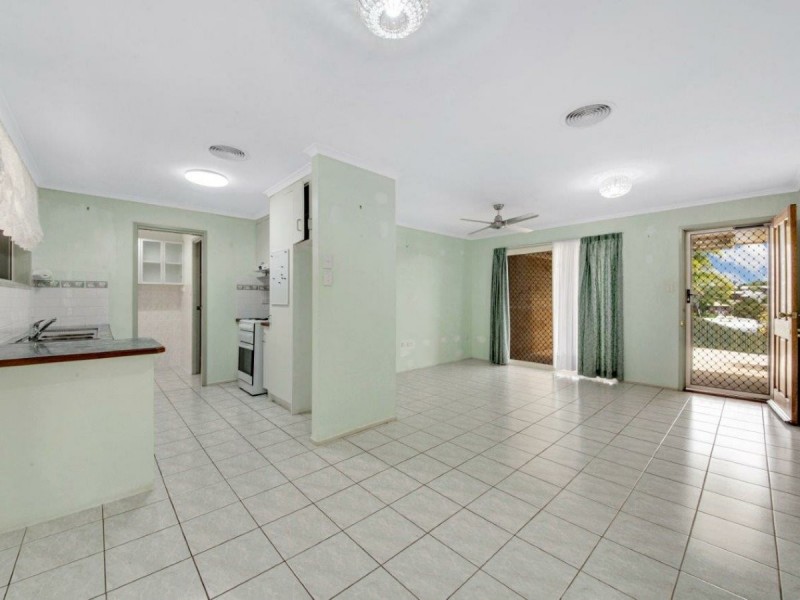 1/8 Eugenia Street, Boyne Island QLD 4680