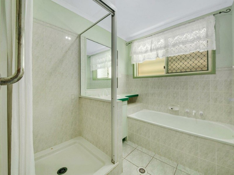 1/8 Eugenia Street, Boyne Island QLD 4680