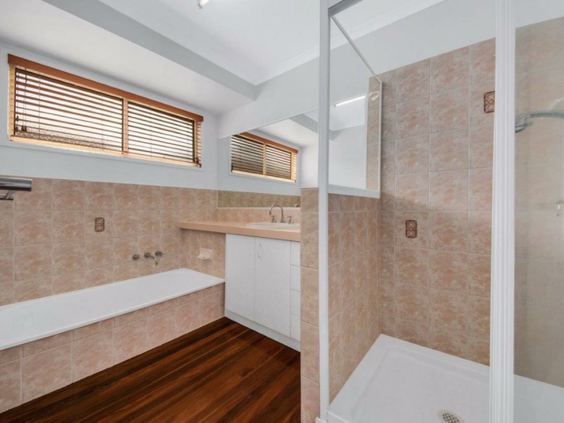 57 Tarcoola Drive, Boyne Island QLD 4680