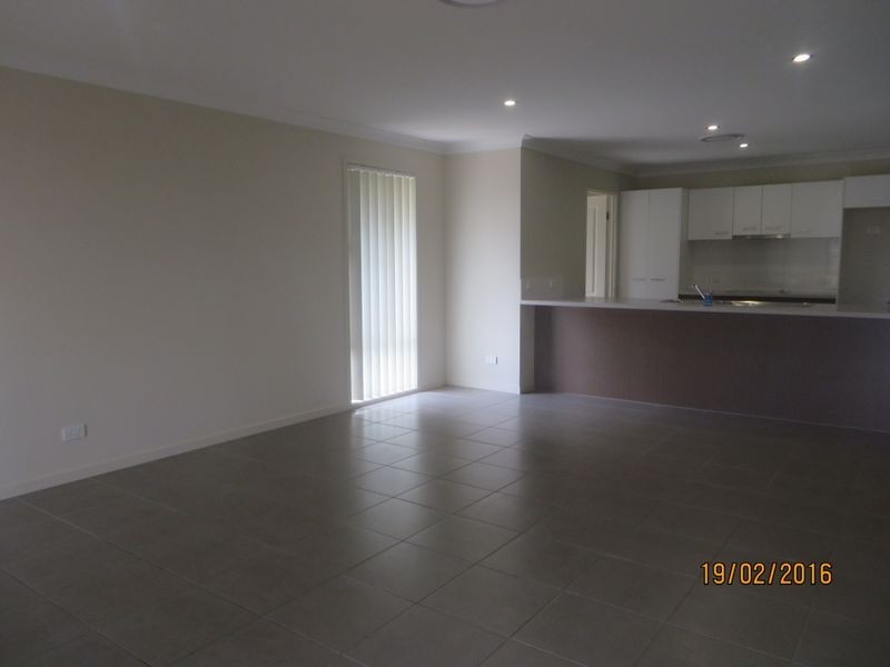 11 WOODWARD AVENUE, Calliope QLD 4680