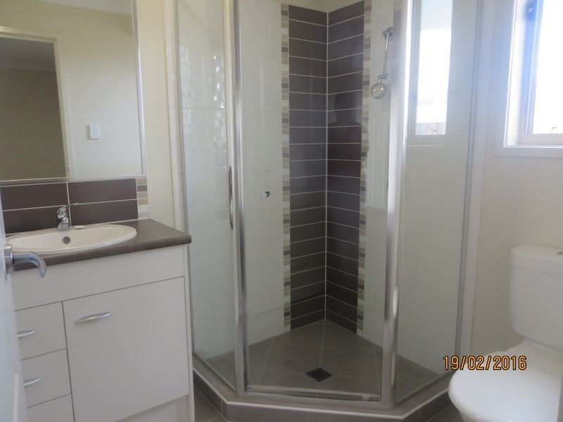 11 WOODWARD AVENUE, Calliope QLD 4680