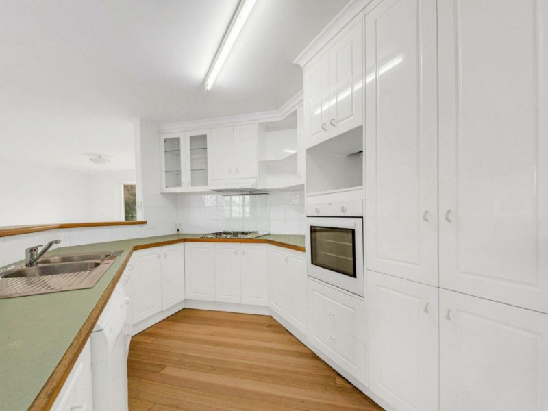 14 Geoffrey Thomas Drive, Tannum Sands QLD 4680