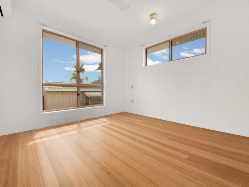 14 Geoffrey Thomas Drive, Tannum Sands QLD 4680