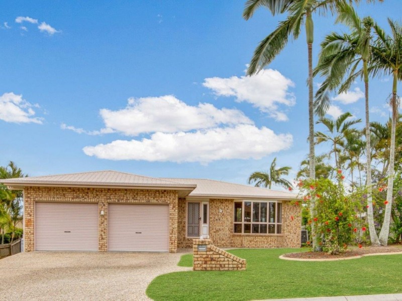 14 Geoffrey Thomas Drive, Tannum Sands QLD 4680