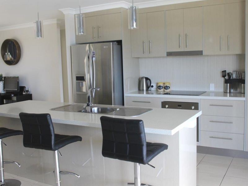11 MELANIE COURT, Boyne Island QLD 4680
