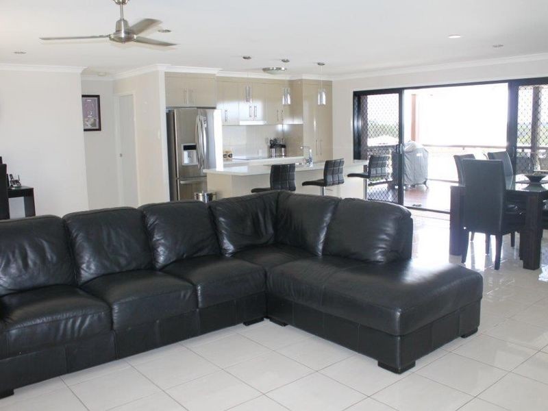 11 MELANIE COURT, Boyne Island QLD 4680