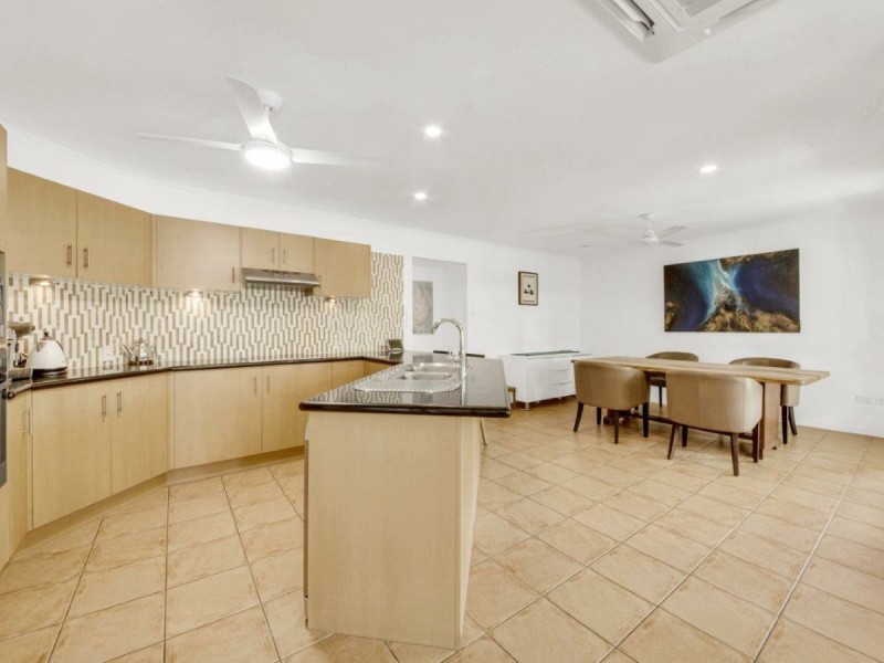 14 Schooner Street, Tannum Sands QLD 4680