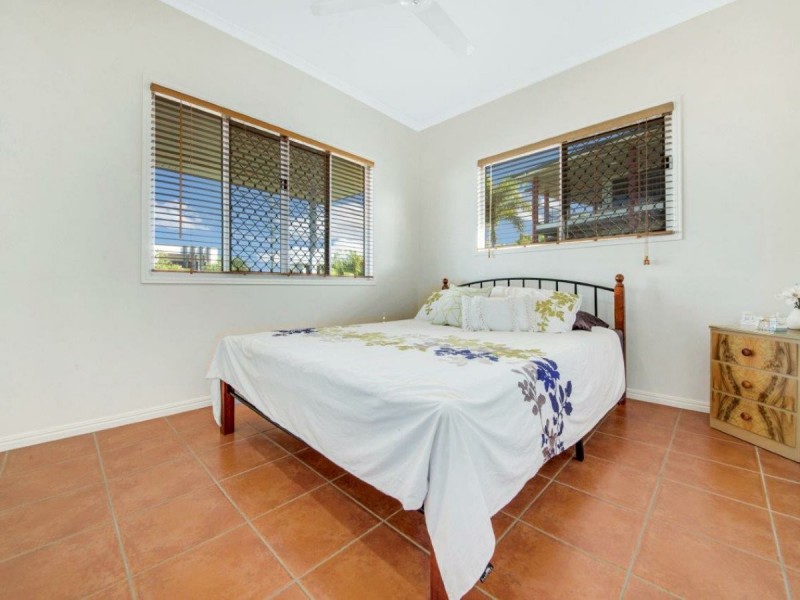 38 Lighthouse Drive, Boyne Island QLD 4680