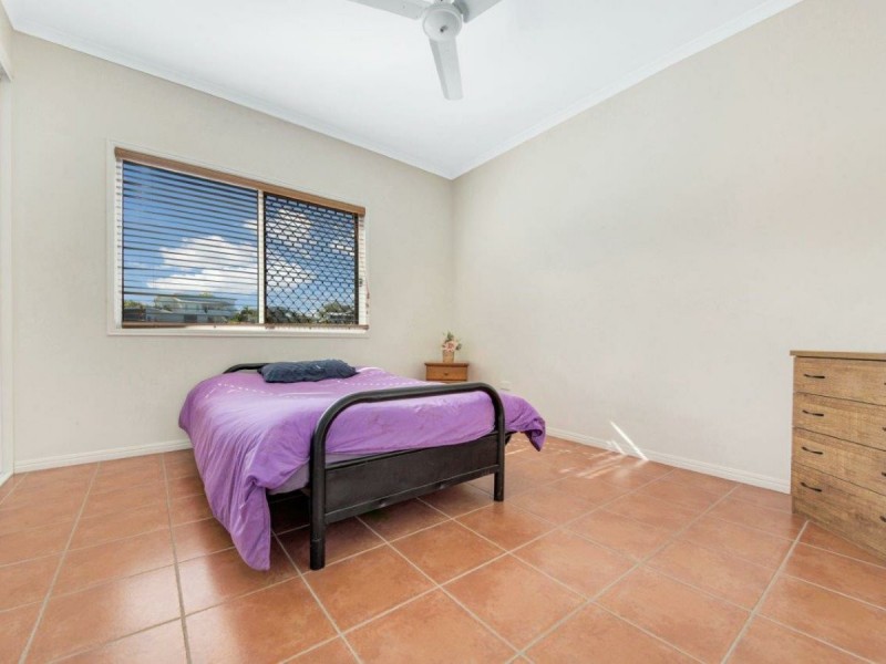 38 Lighthouse Drive, Boyne Island QLD 4680