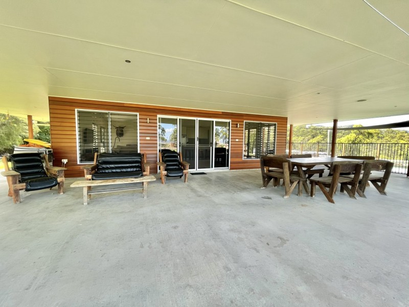 726 Reedbed Road, Bororen QLD 4678